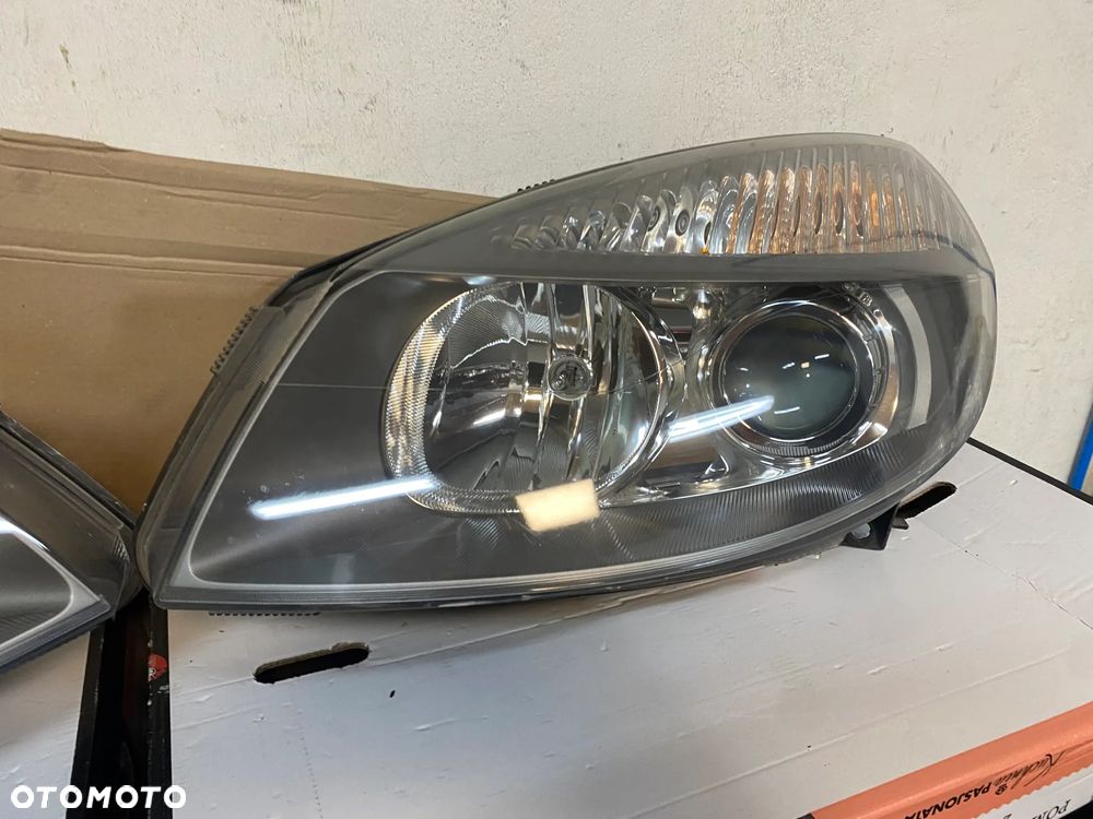 lampy scenic II xenon przed liftem komplet eu całe - 2