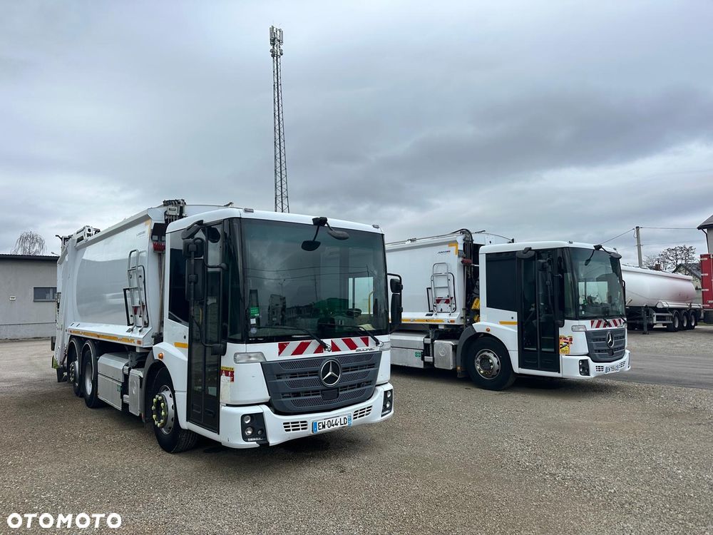 Mercedes-Benz ECONIC 2630 TERBERG OMNIDELL - 3