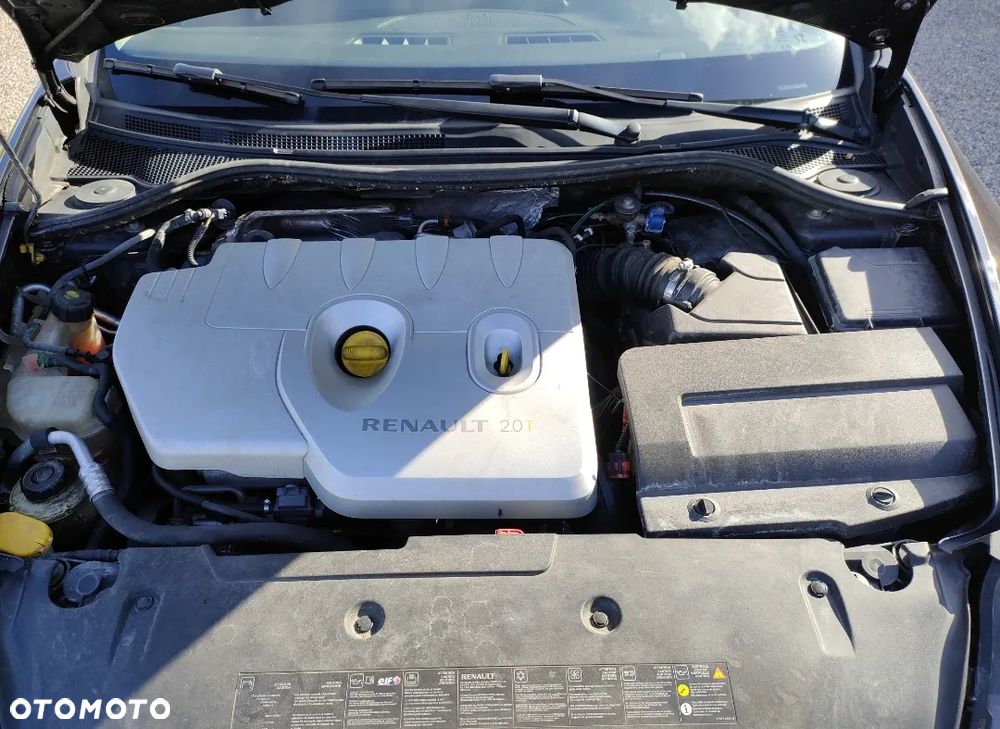 Renault Laguna 2.0 16V Turbo Dynamique - 17