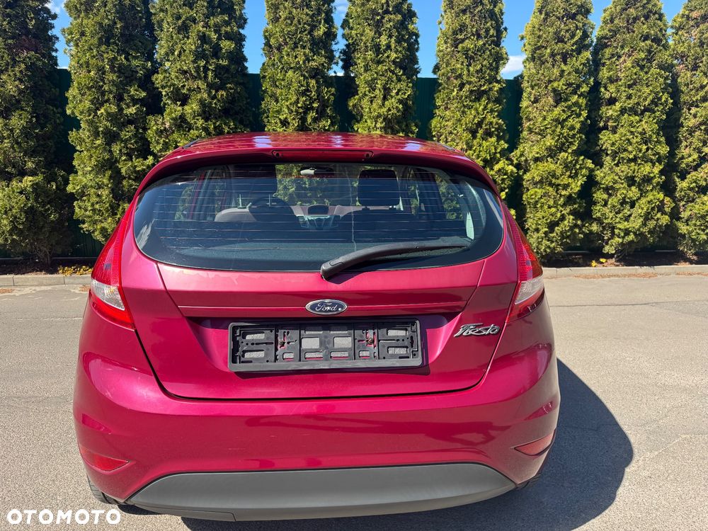Ford Fiesta 1.25 Champions Edition - 8