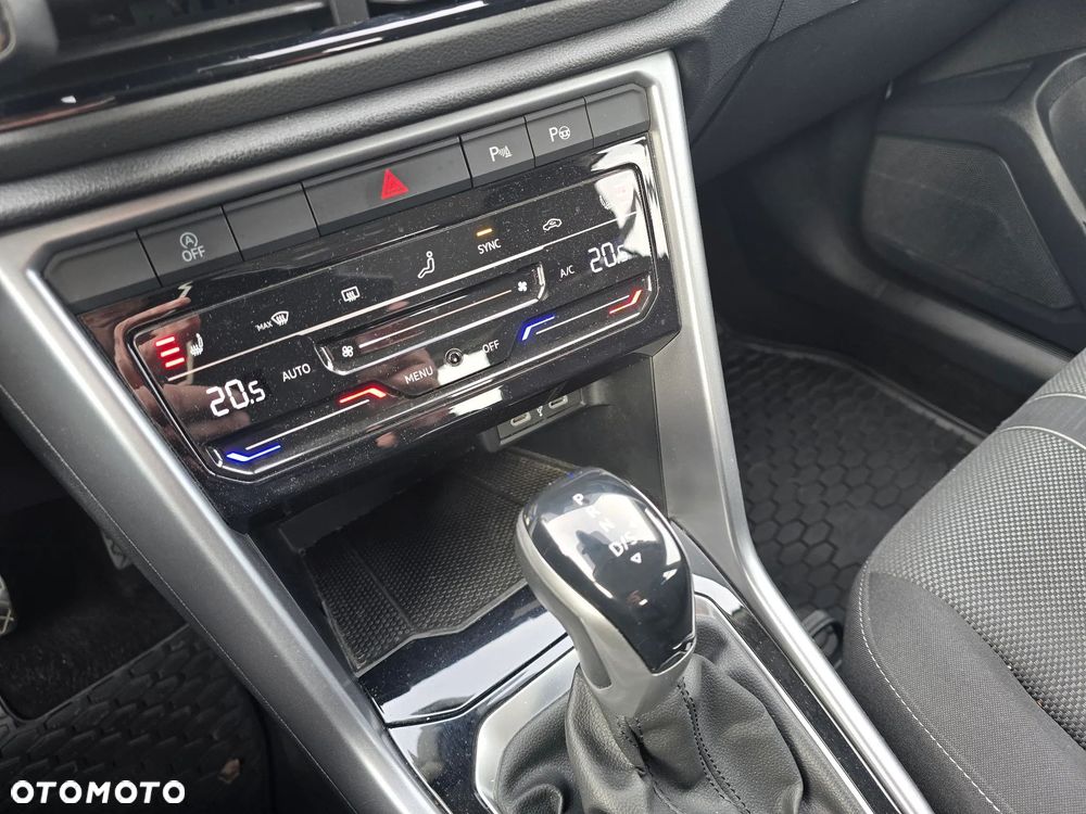 Volkswagen T-Roc 1.5 TSI Life Plus DSG - 26