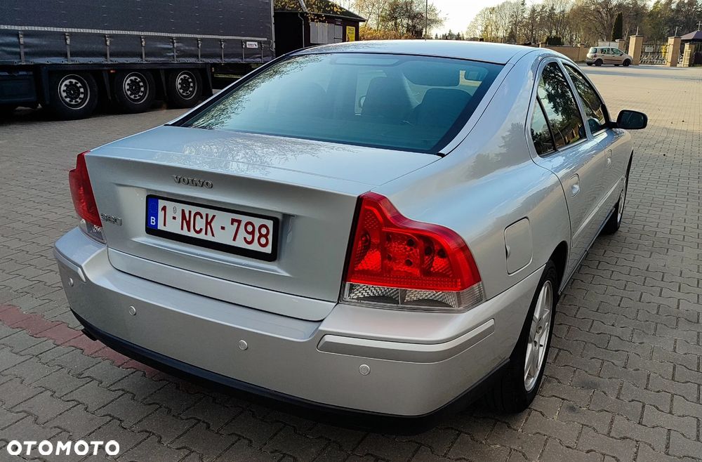 Volvo S60 D5 Kinetic - 7