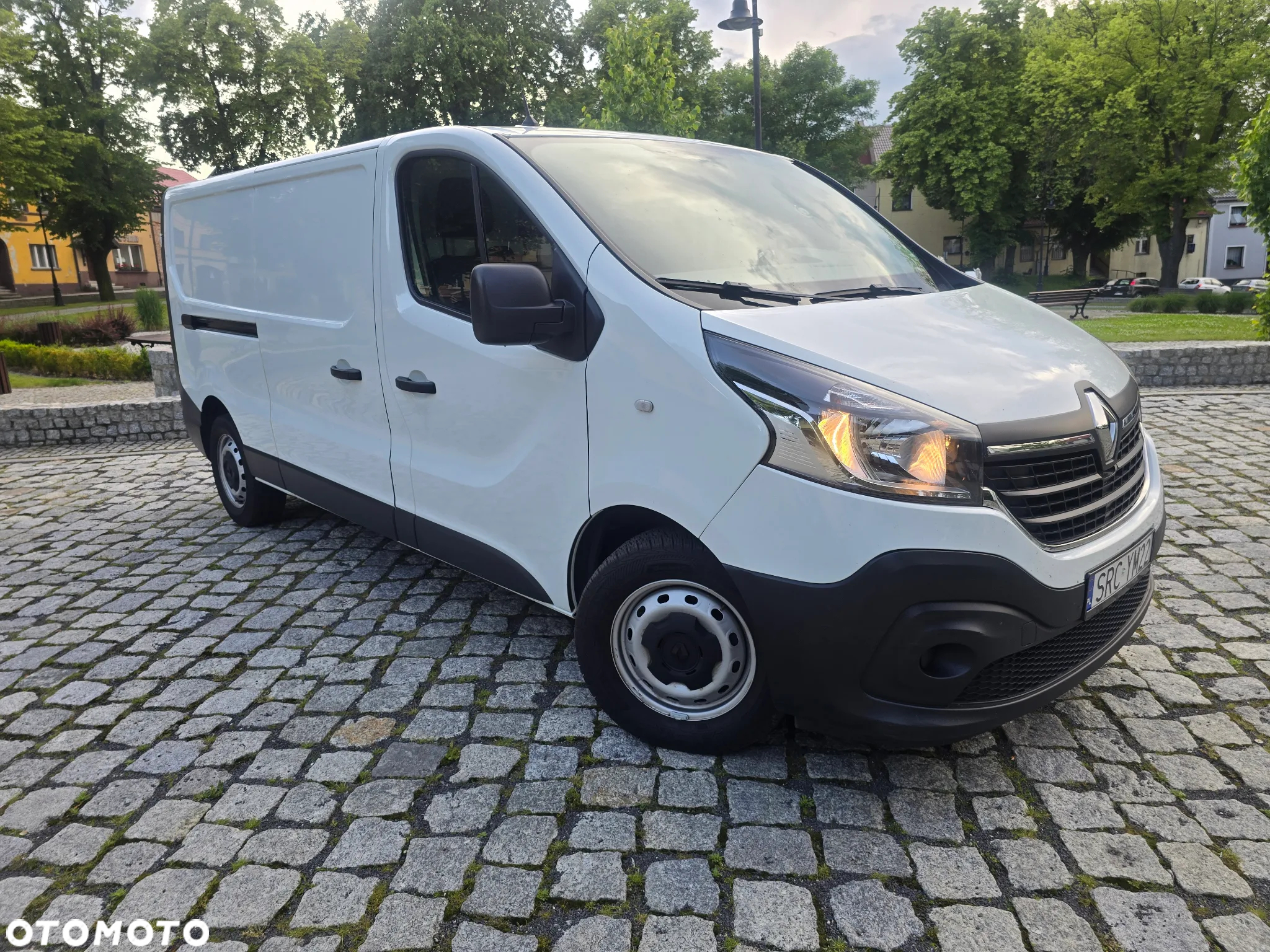 Renault Trafic - 2