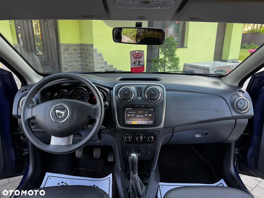Dacia Sandero 1.2 16V 75 Laureate - 26
