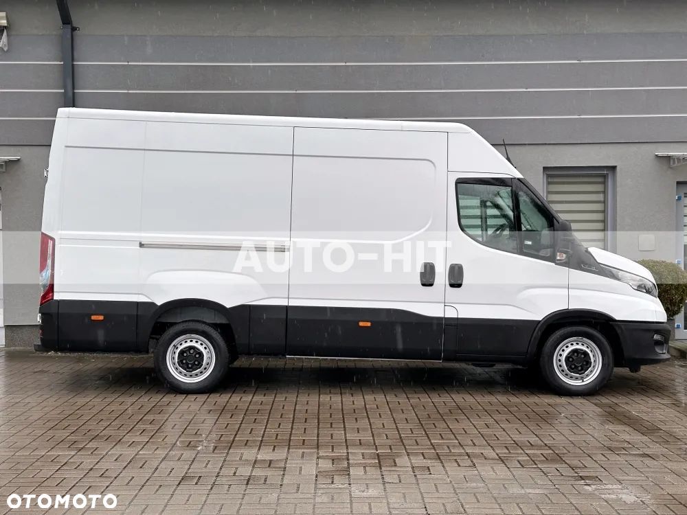 Iveco Daily - 12