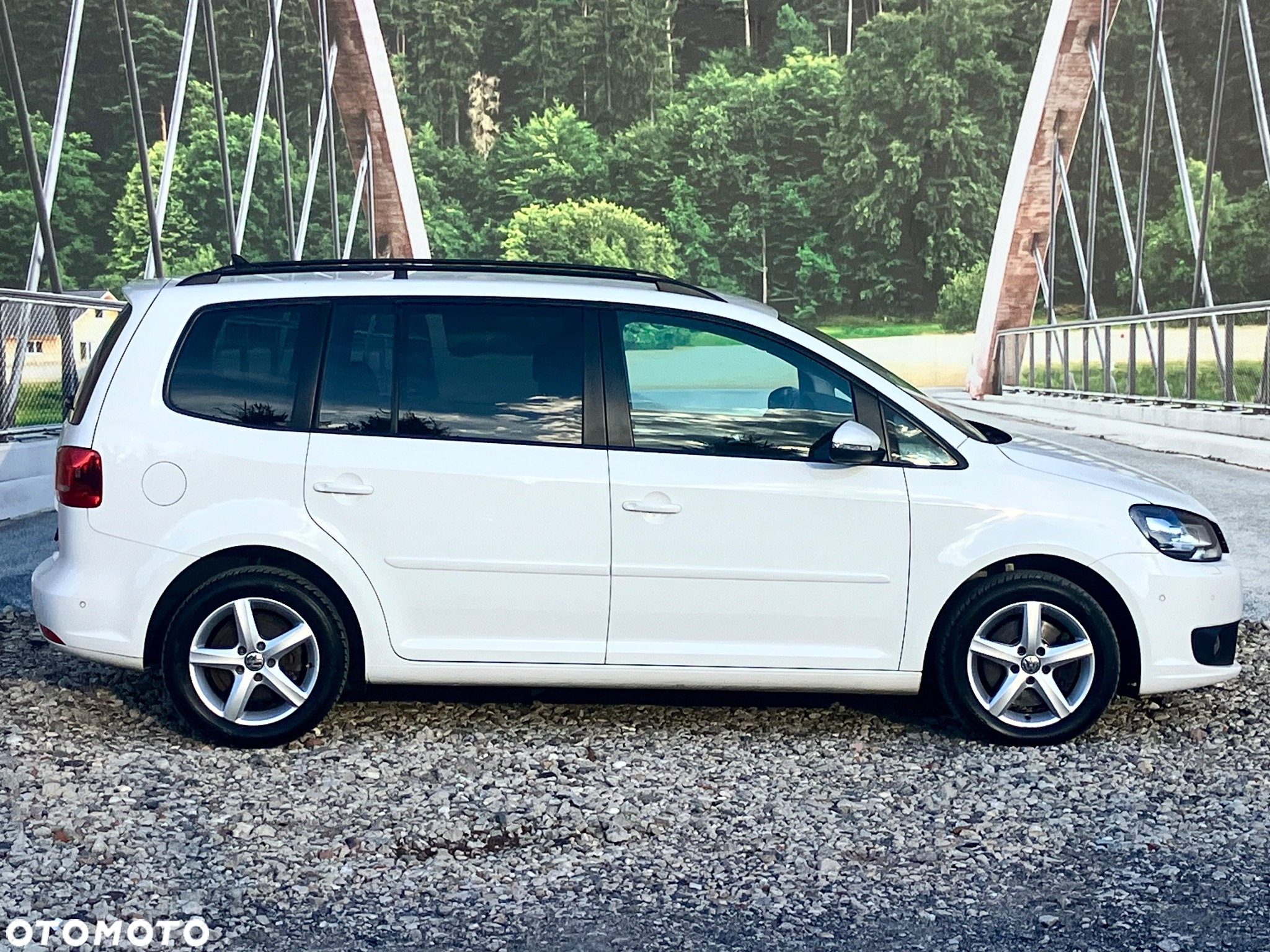 Volkswagen Touran 1.4 TSI DSG Highline - 10