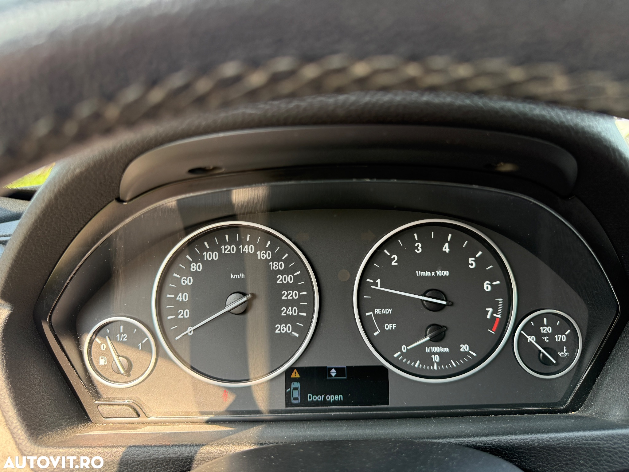 BMW Seria 3 316i - 10