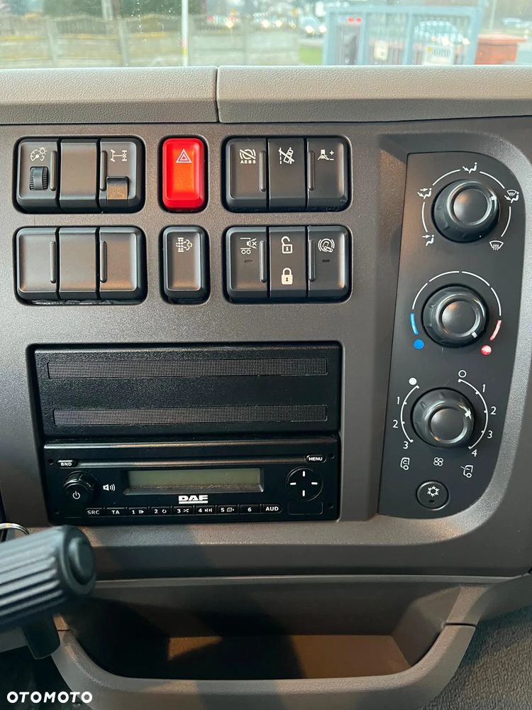 DAF LF 320 LF320 Kontener 18 ep 7,5 m winda sprowadzony wron-pol - 34