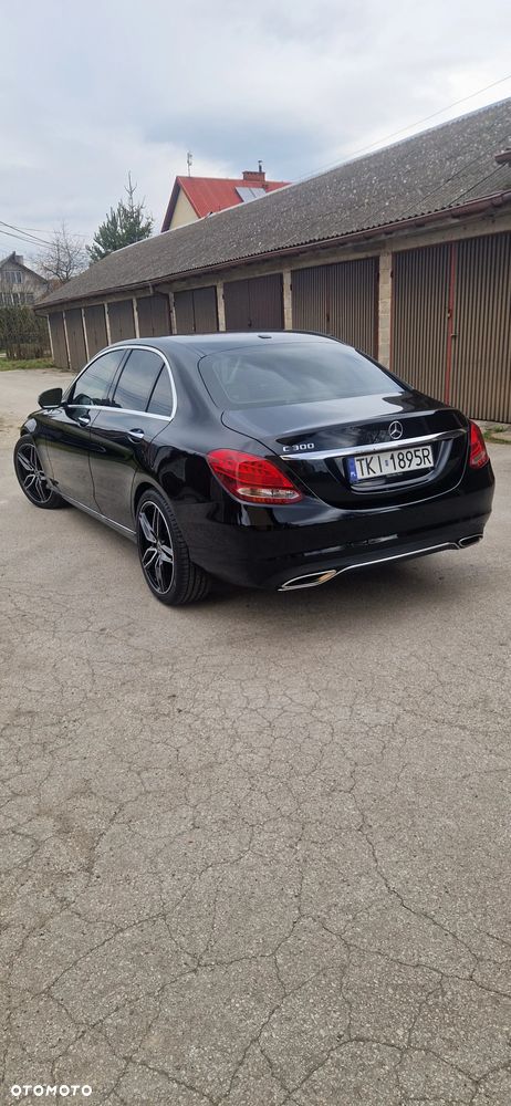 Mercedes-Benz Klasa C 300 7G-TRONIC Exclusive - 12