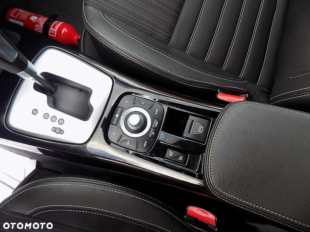 Renault Laguna Grandtour dCi 110 FAP EDC Bose Edition - 16
