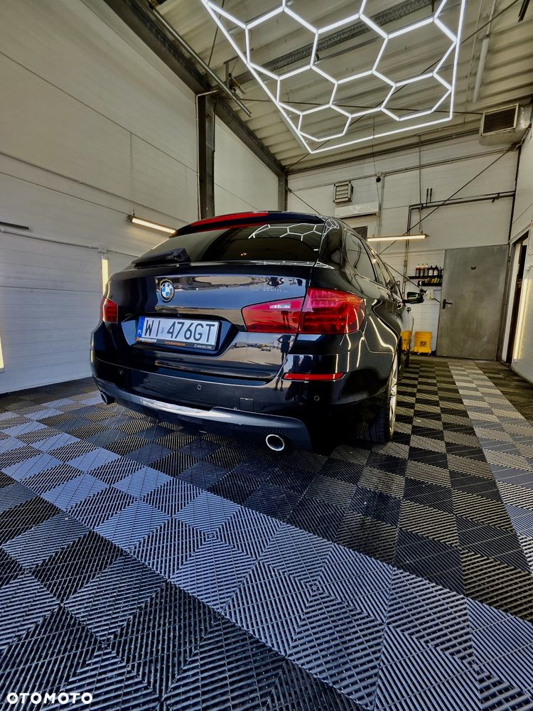 BMW Seria 5 535d xDrive - 12
