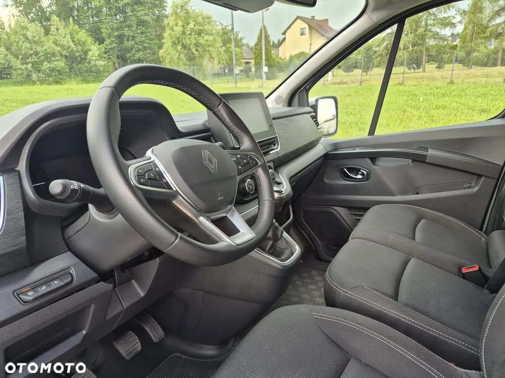 Renault Trafic - 6