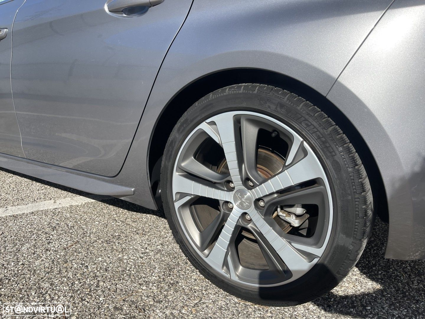 Peugeot 308 1.2 PureTech GT Line - 4