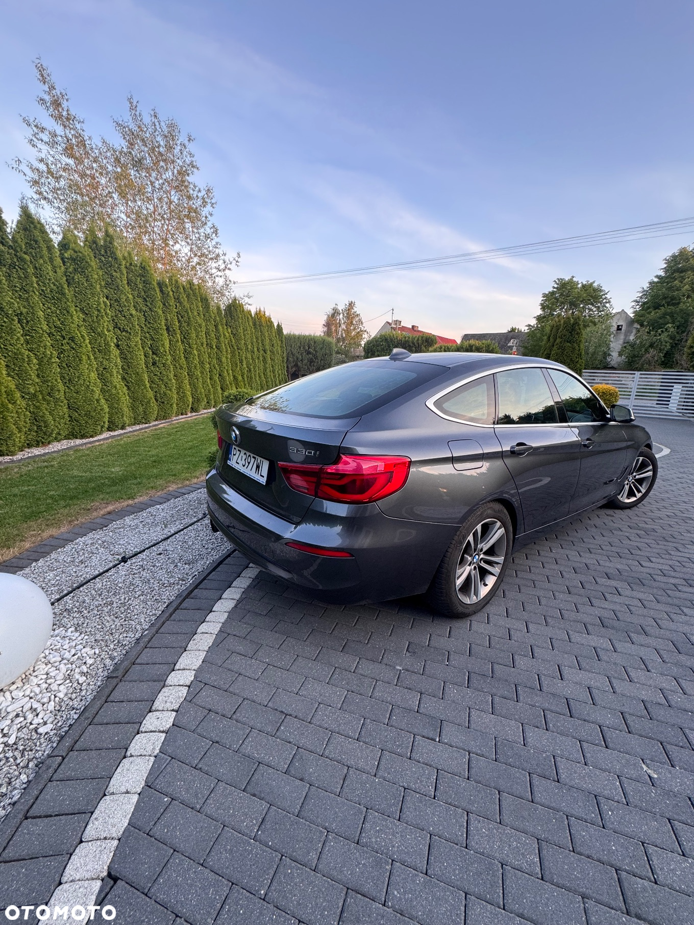 BMW 3GT 330i xDrive - 2