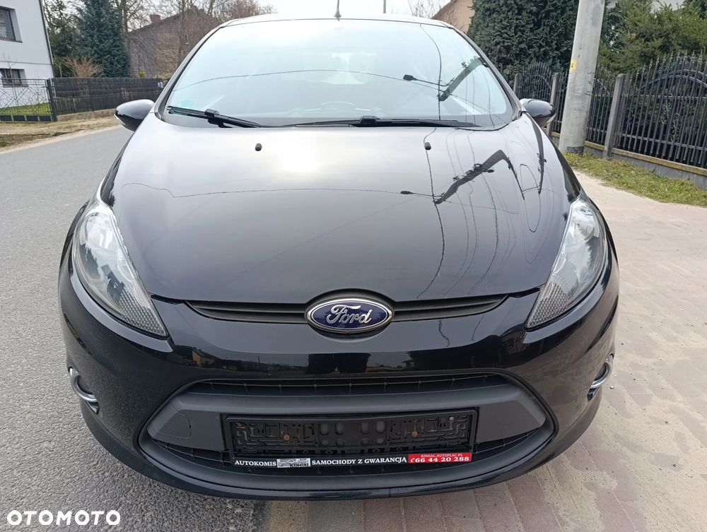 Ford Fiesta 1.25 Champions Edition - 8