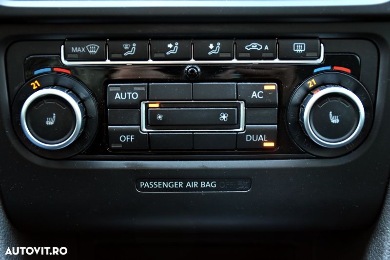 Volkswagen Golf 1.6 TDI DPF DSG Team - 8
