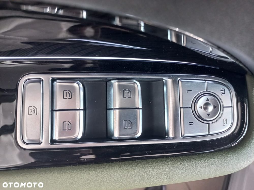 Hongqi HS3 1.5T FWD - 16