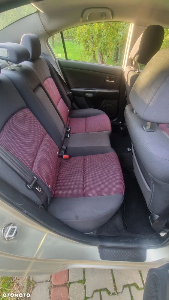 Mazda 3 1.6 Exclusive - 2