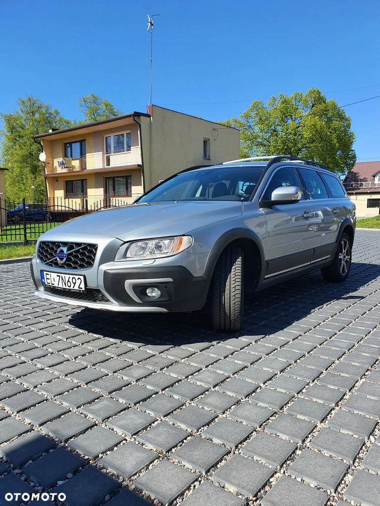 Volvo XC 70 - 1