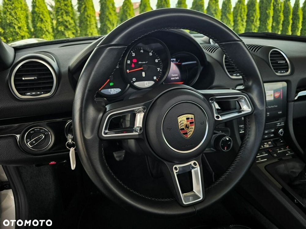 Porsche 718 Boxster - 18