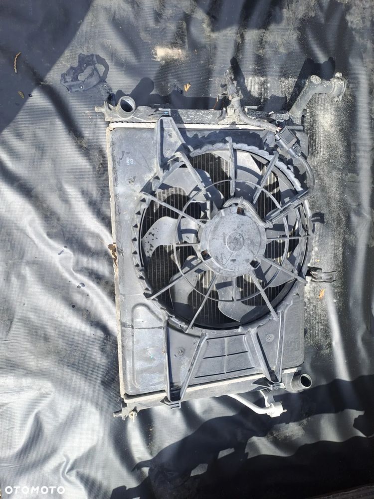 Kia Ceed 1.4 16v chłodnice wentylator komplet - 2
