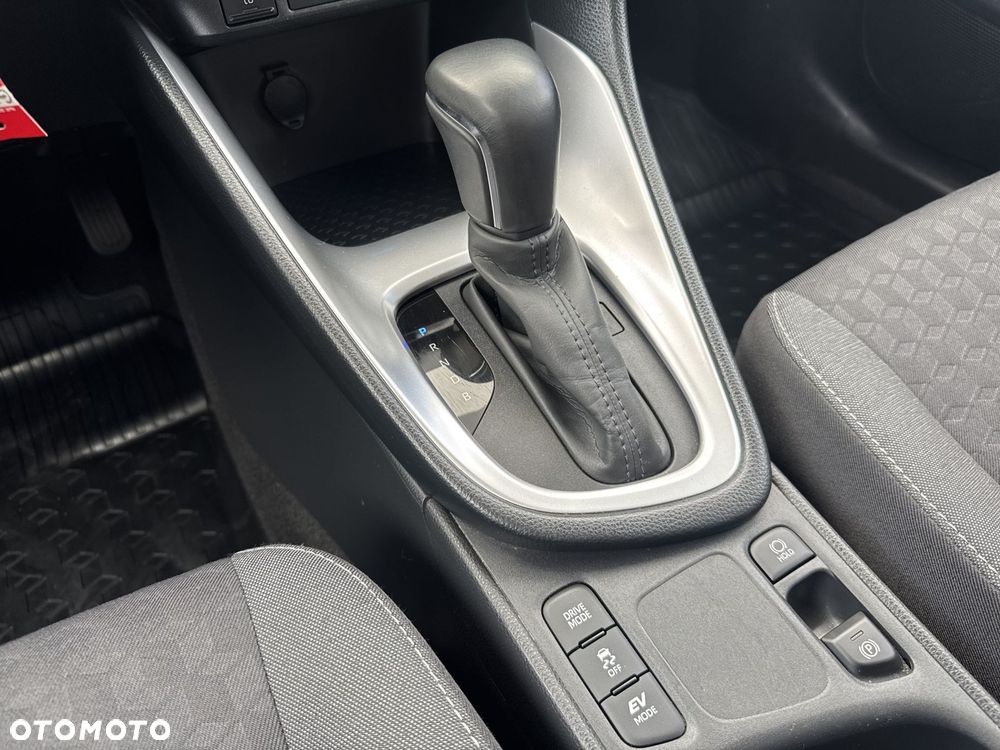 Toyota Yaris Hybrid 1.5 Comfort - 23