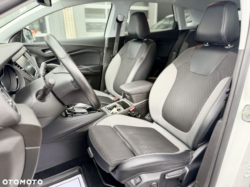 Opel Grandland X 1.2 Start/Stop Automatik INNOVATION - 10