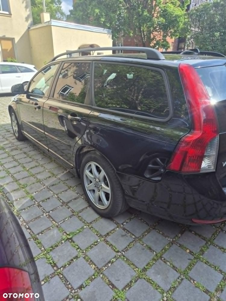 Volvo V50 D2 - 11