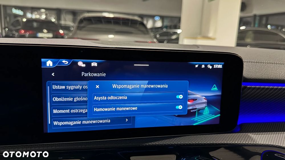Mercedes-Benz CLA 180 Progressive 7G-DCT - 24