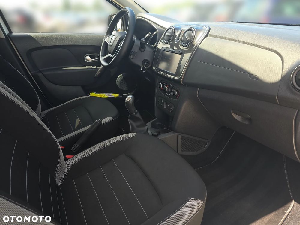 Dacia Sandero - 13