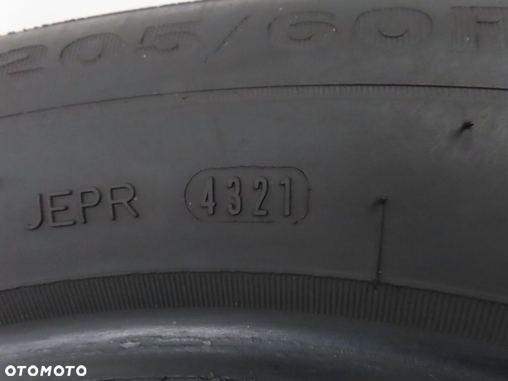 2x 205/60R16 OPONY ZIMOWE Dunlop Winter Sport 5 96H XL - 2