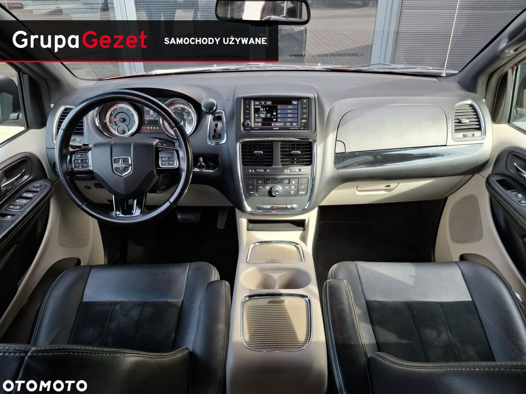 Dodge Grand Caravan - 10