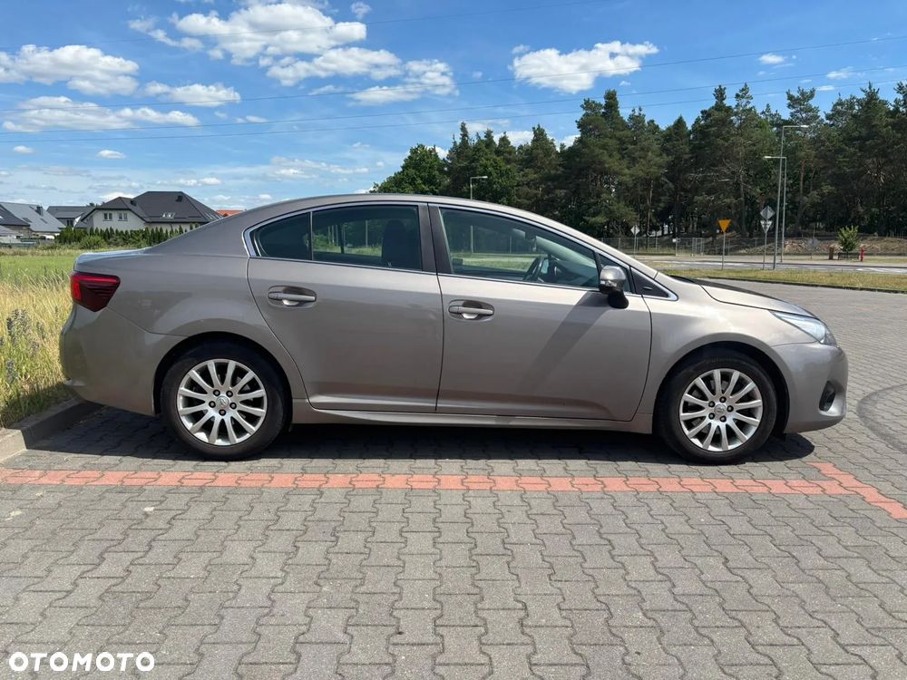 Toyota Avensis 2.0 D-4D Active Business - 1