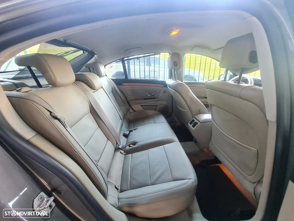 Renault Laguna 2.0 dCi Initiale Aut. - 10