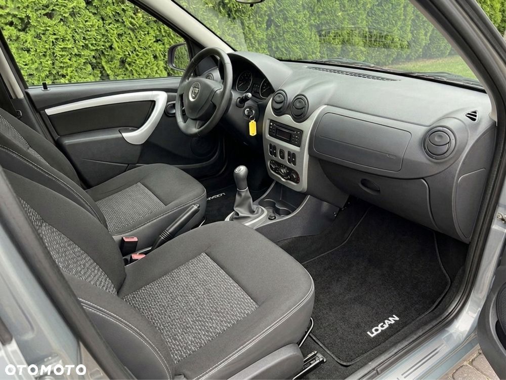 Dacia Logan - 6