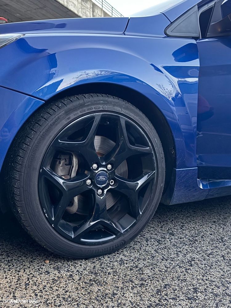 Ford Focus 2.5 VCT ST - 12