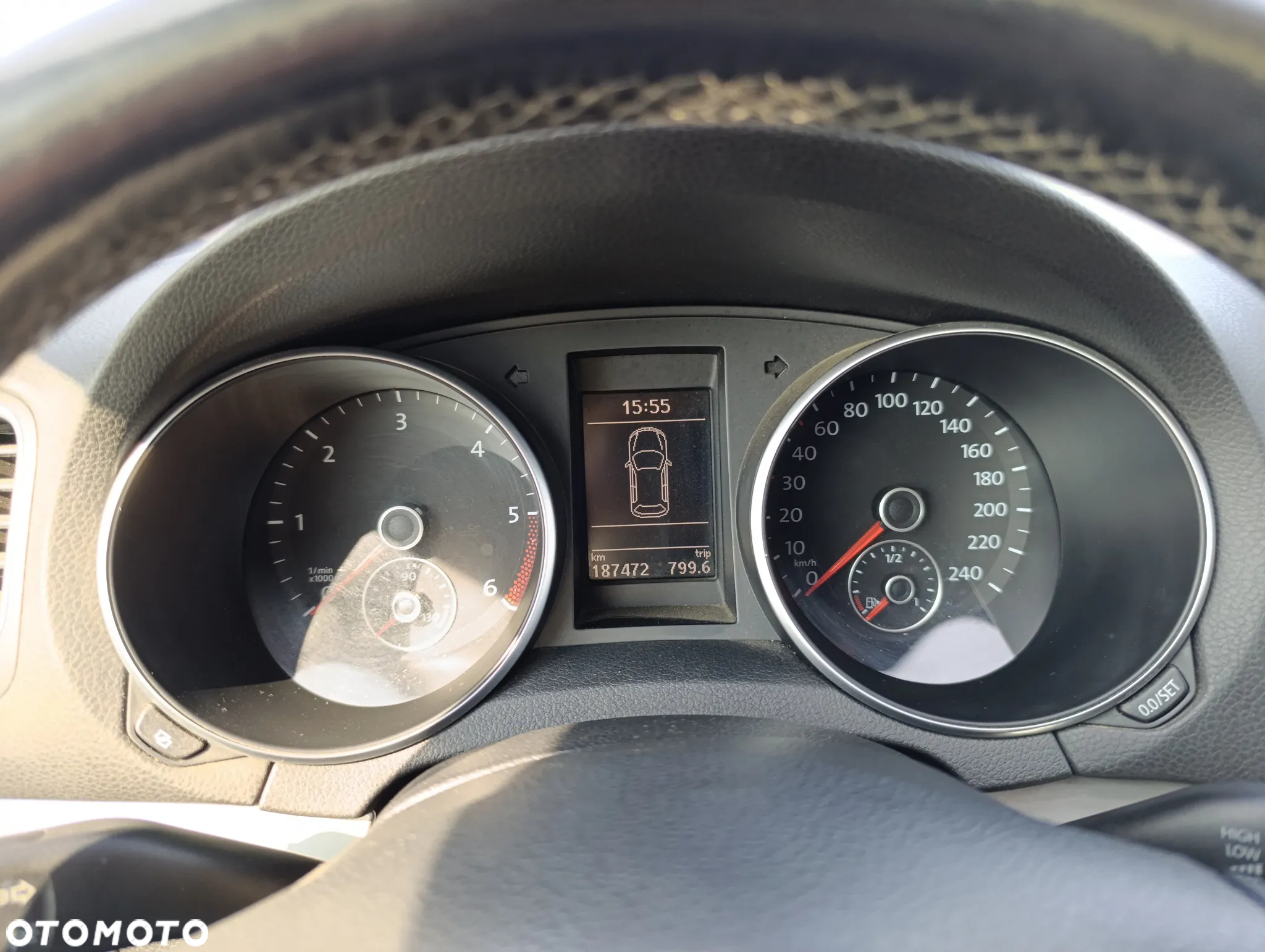 Volkswagen Golf VI 1.6 TDI Comfortline - 16