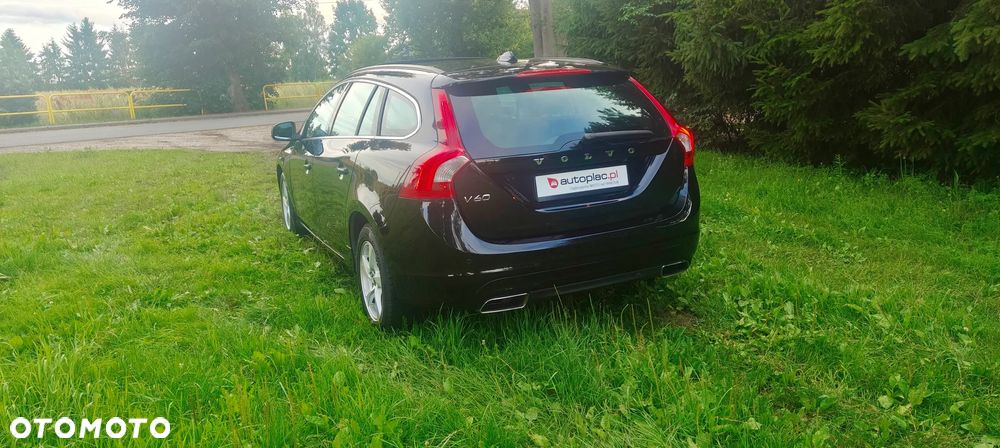 Volvo V60 D4 Summum - 7