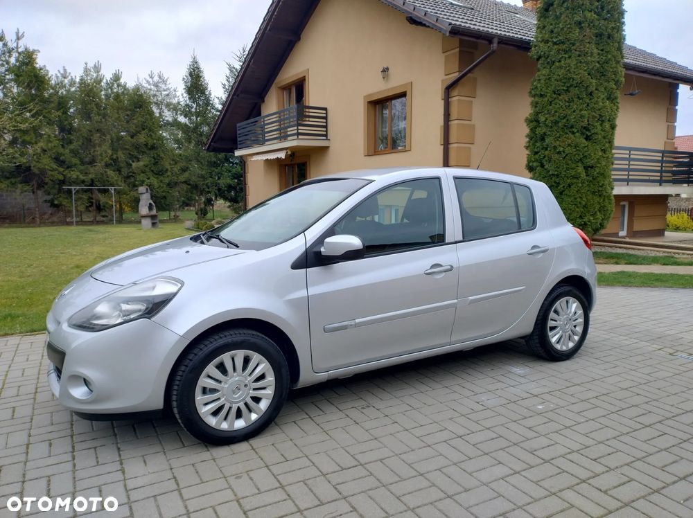 Renault Clio 1.2 16V 75 Dynamique - 3