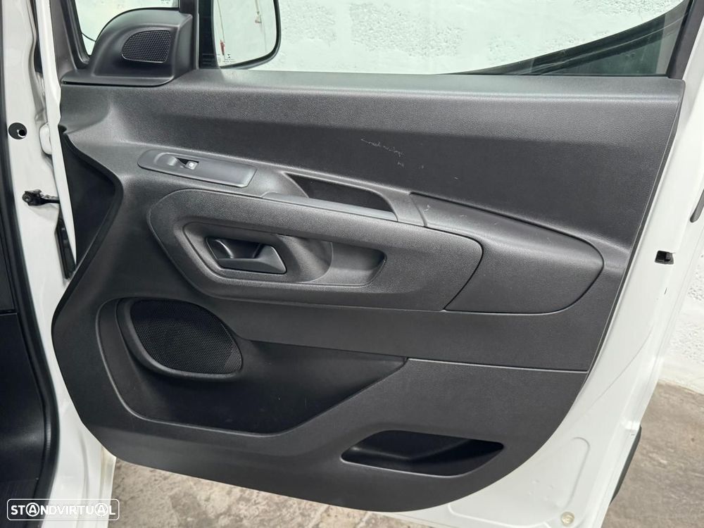 Toyota Proace City - 26