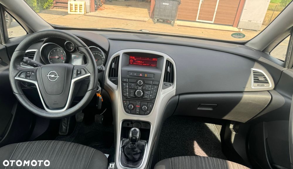 Opel Astra 1.4 Turbo Design Edition - 20