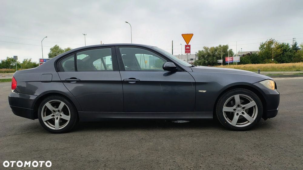 BMW Seria 3 320d - 5