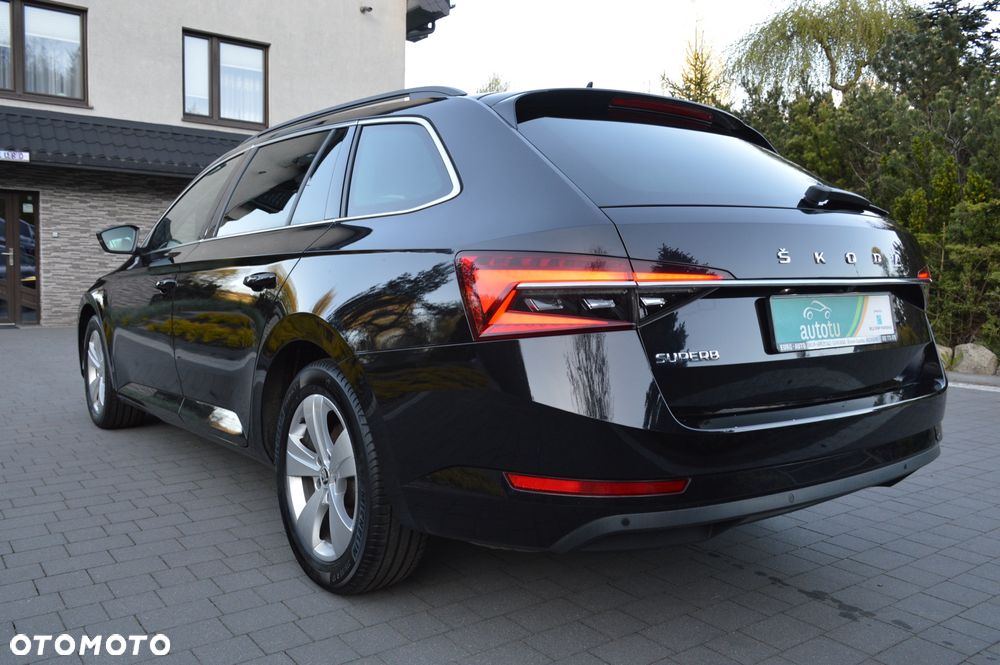 Skoda Superb 2.0 TDI SCR Sportline DSG - 5