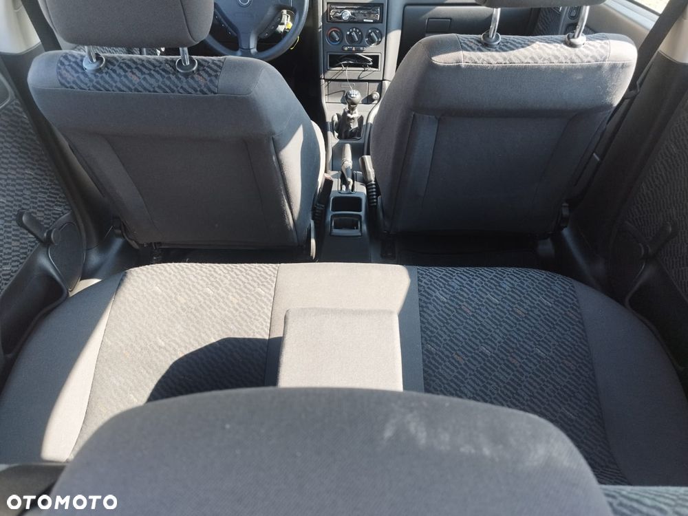 Opel Astra 1.6 GL / Start - 20