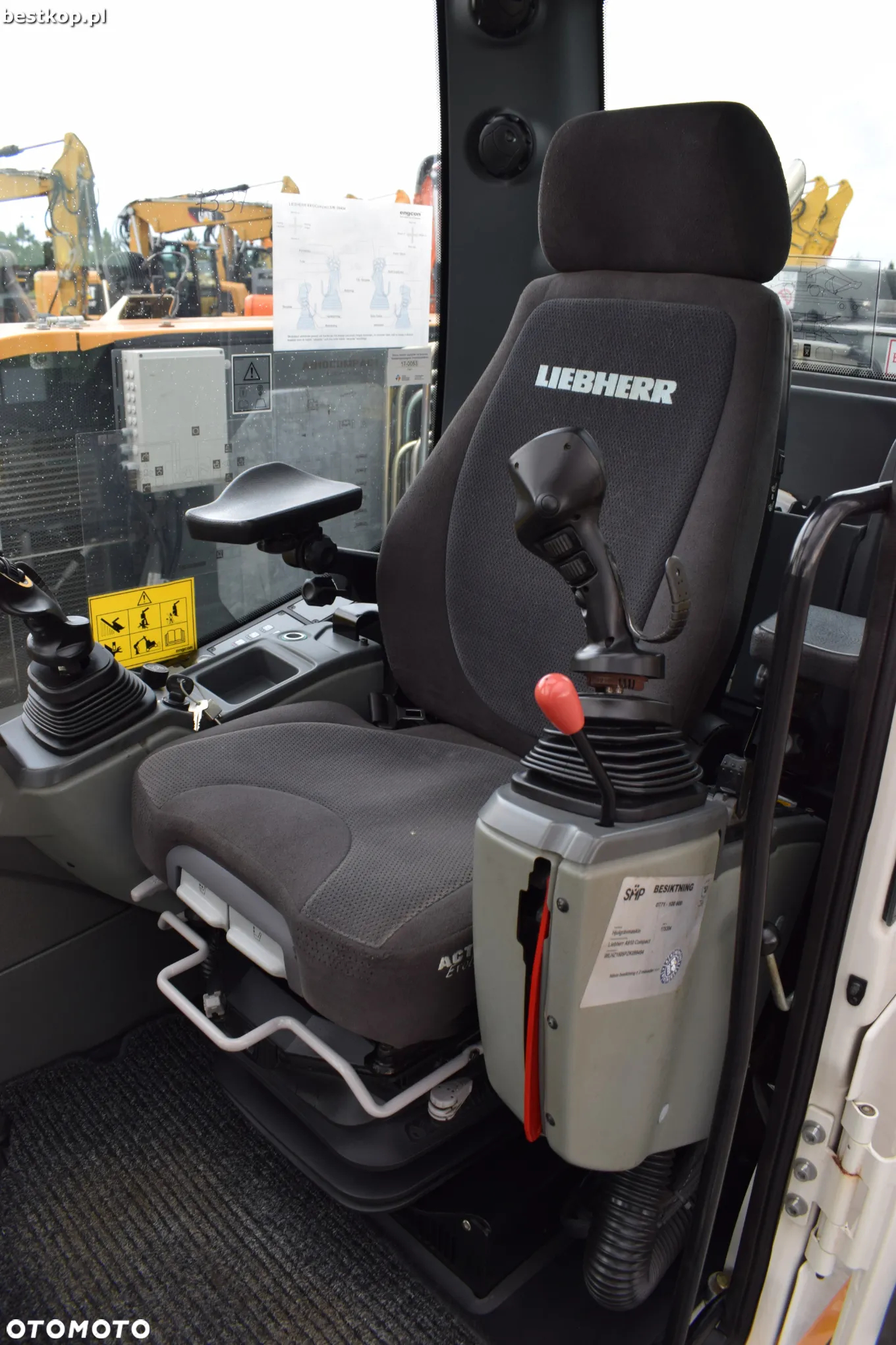 Liebherr A910 Compact Litronic - 26
