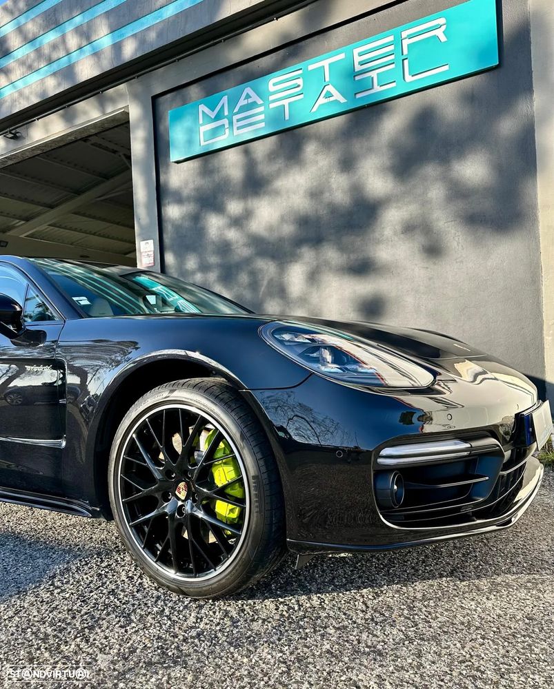 Porsche Panamera 4 E-Hybrid - 2