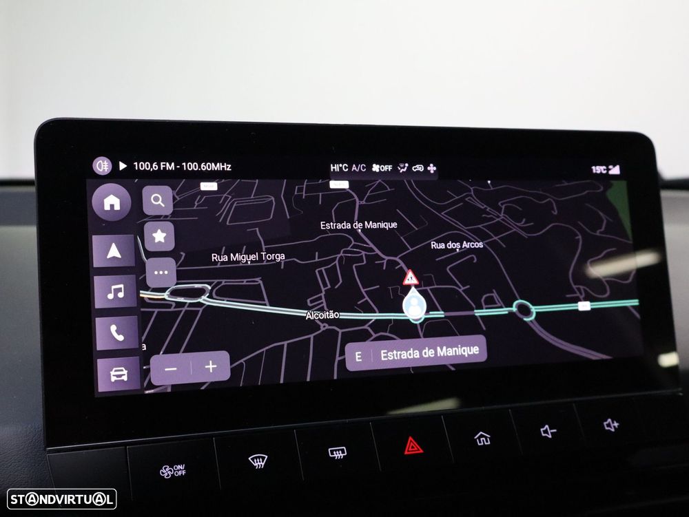 MG MG4 64 kWh Luxury - 12