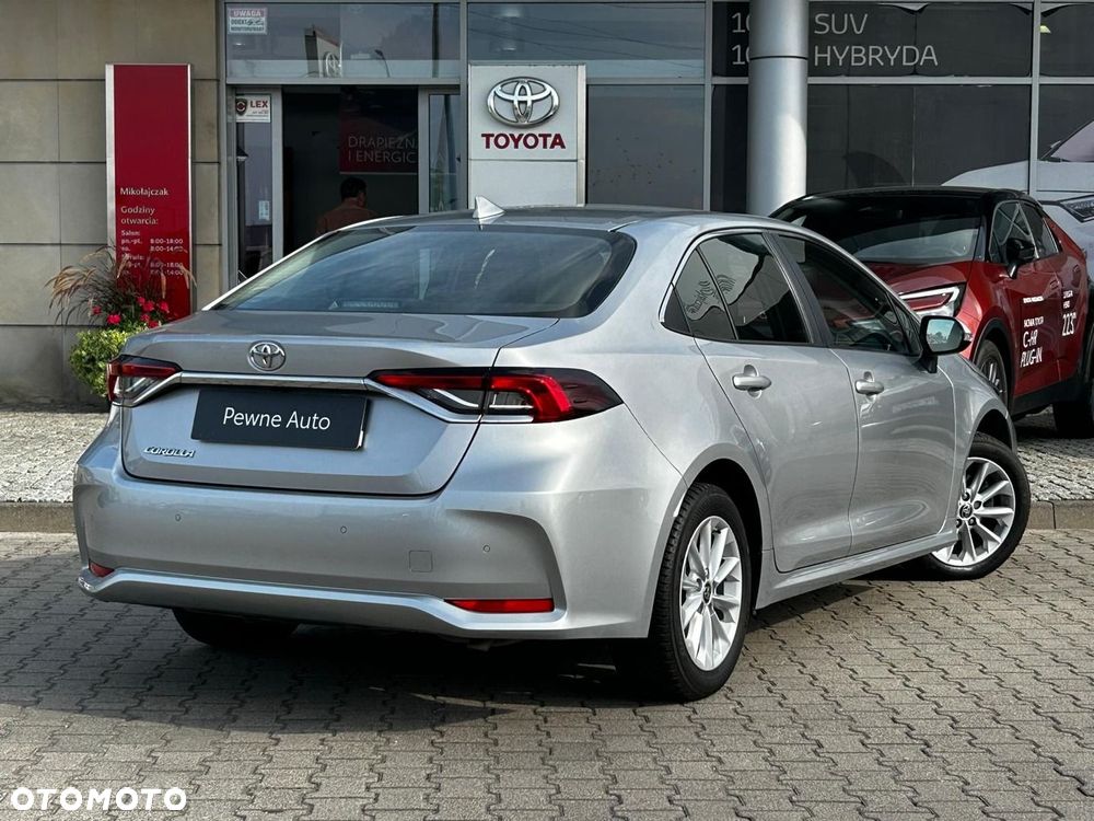 Toyota Corolla - 5