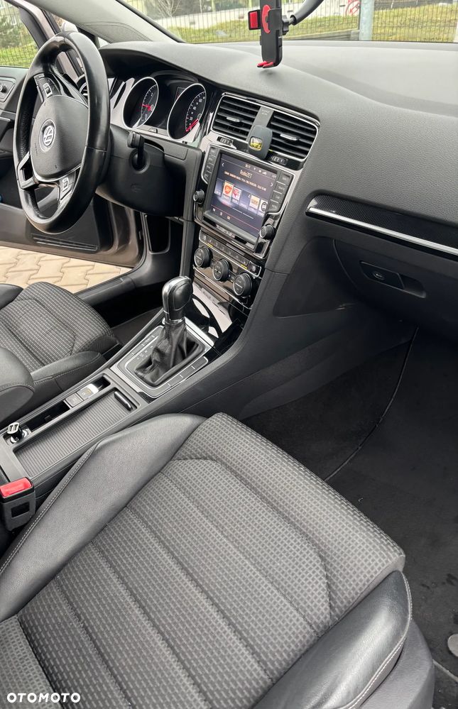 Volkswagen Golf 2.0 TDI BMT Highline DSG - 12