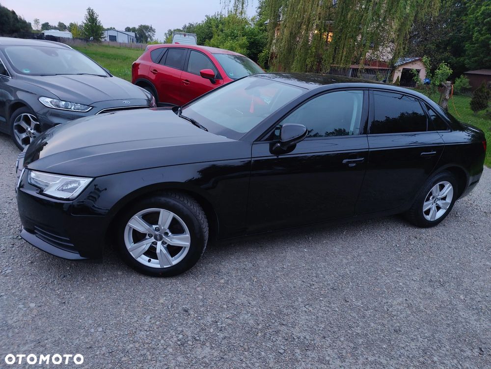 Audi A4 Limousine 1.4 TFSI Design S tronic - 11